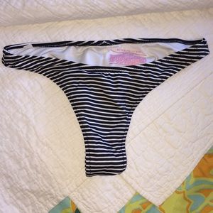 Victoria’s Secret Itsy Bikini
